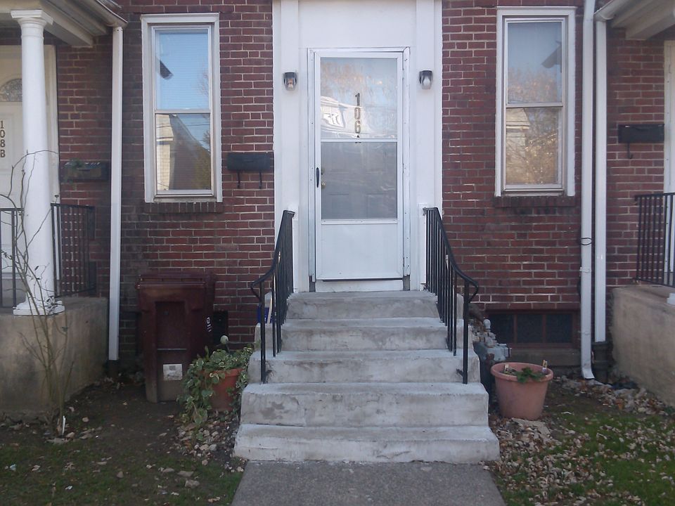 1st image of 106 E 28th St #B