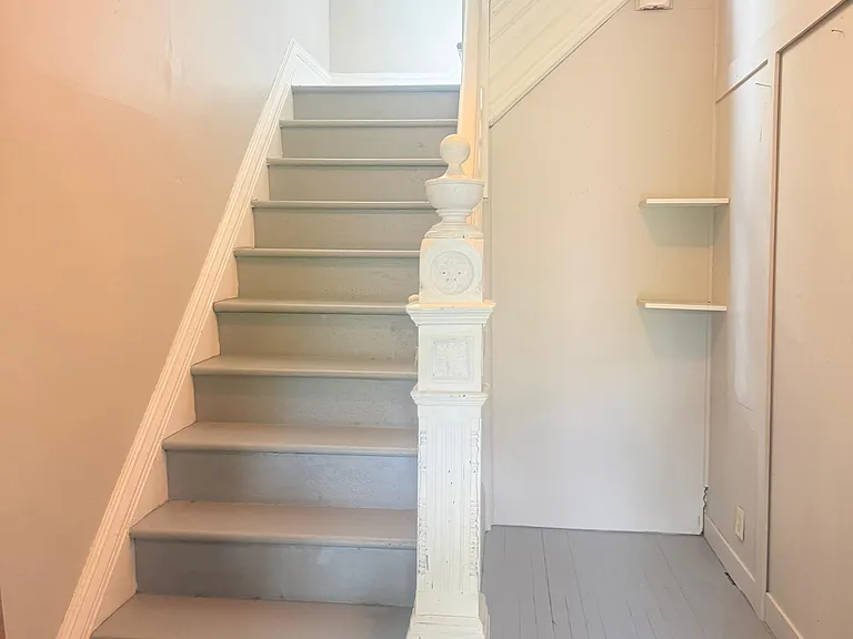 815 Sherburne Ave #2 — Photo 7