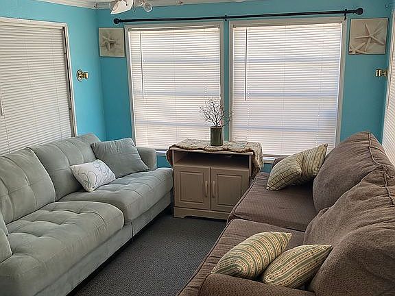 5th image of 2581 Oleander St #6