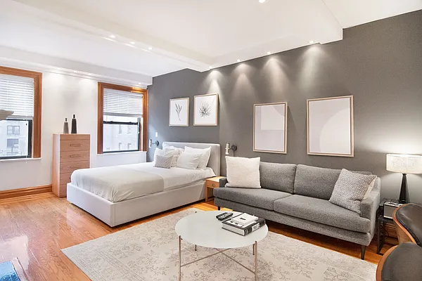 Rented by WAM Partners - William Moses Co. | media 77