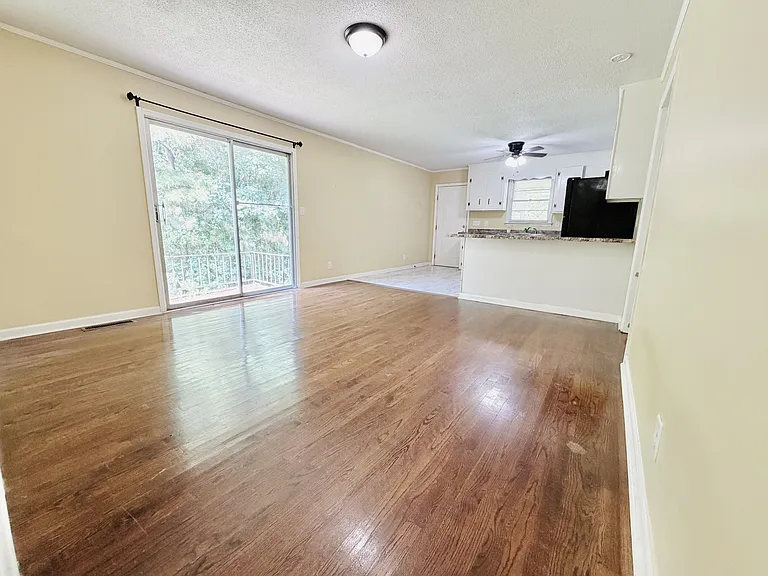 400 S Highland Forest Dr — Photo 1