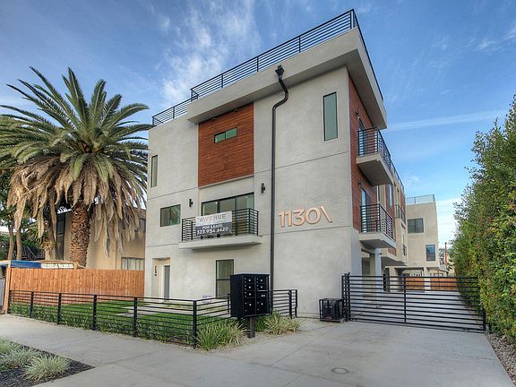 3rd image of 1130 Tamarind Ave #1130
