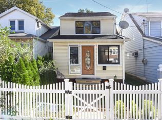 19030 118th Ave, Jamaica, NY 11412
