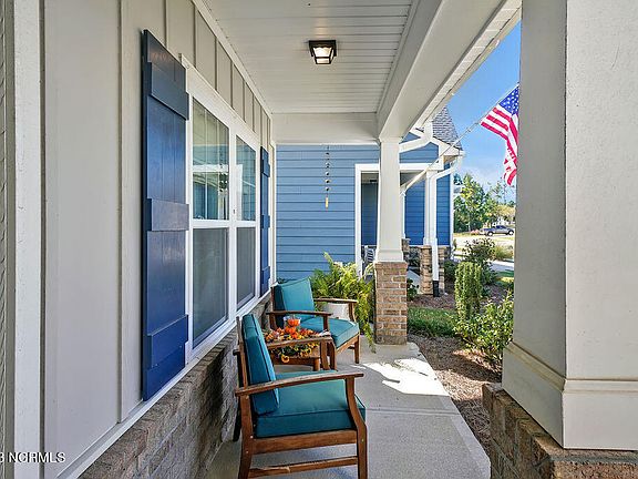 3rd image of 5865 Park West Circle