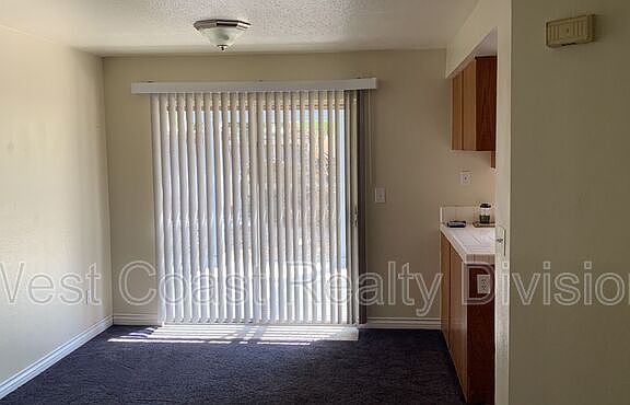5th image of 7049 Arlington Pl