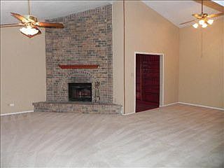 3rd image of 634 Beechwood Dr