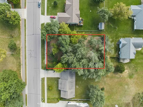 2634 Hamilton St, Portage, WI 53901