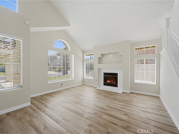 5th image of 42018 Avenida Vista Ladera