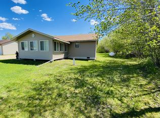 17653 Birch Dr NW, Angle Inlet, MN 56711