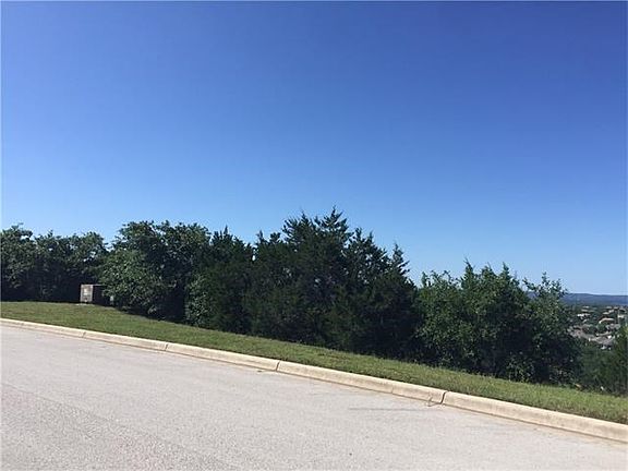 3rd image of 203 Palazza Alto Dr