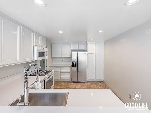 2nd image of 4711 Amberwood Ct