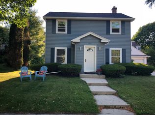 911 W Park Ln, Kohler, WI 53044