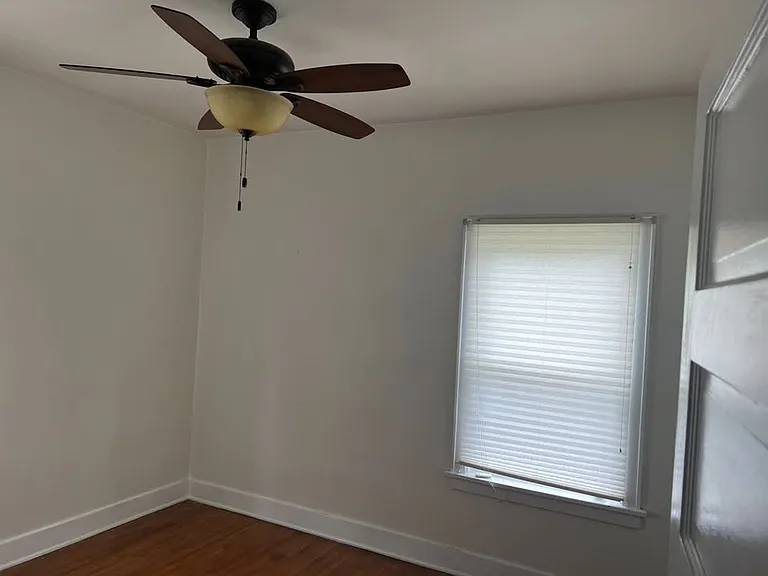 1504 W Logan St — Photo 7