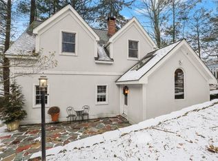 25 Pine Cone Rd, Mahopac, NY 10541