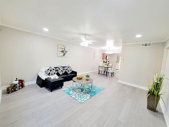 2nd image of 5728 Marina Dr