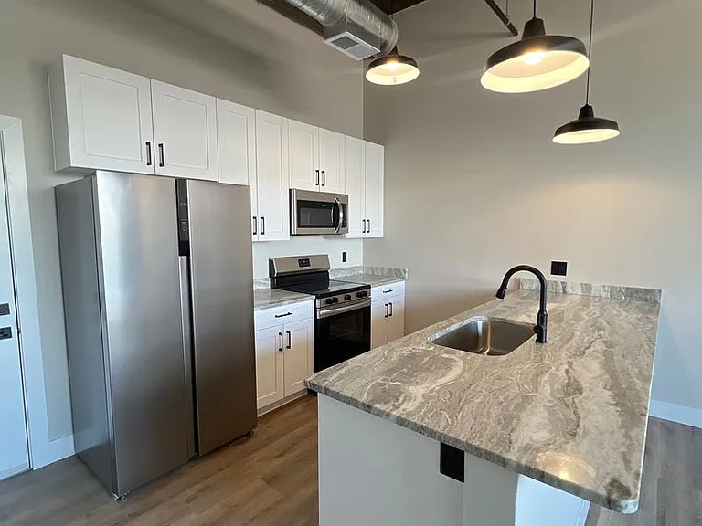 119 E Princess Anne Rd — Photo 25