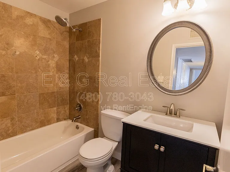 1305 W Laird St — Photo 14