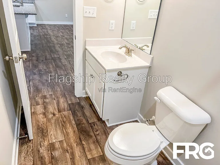 1501 S Taylor St — Photo 20