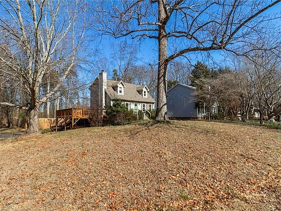 3rd image of 2501 White Fence Way