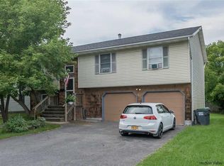 19 Mill Ln, Saugerties, NY 12477