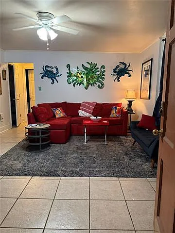 123 N Alexander St — Photo 3