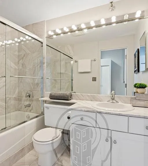 1111 W Cornelia Ave #204 — Photo 5