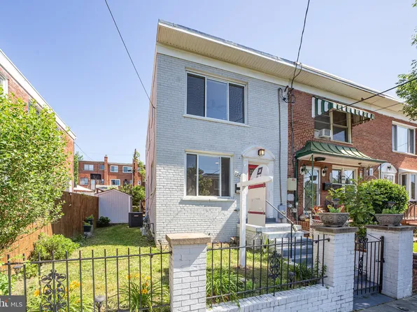 1248 Faraday Pl NE, Washington, DC 20017