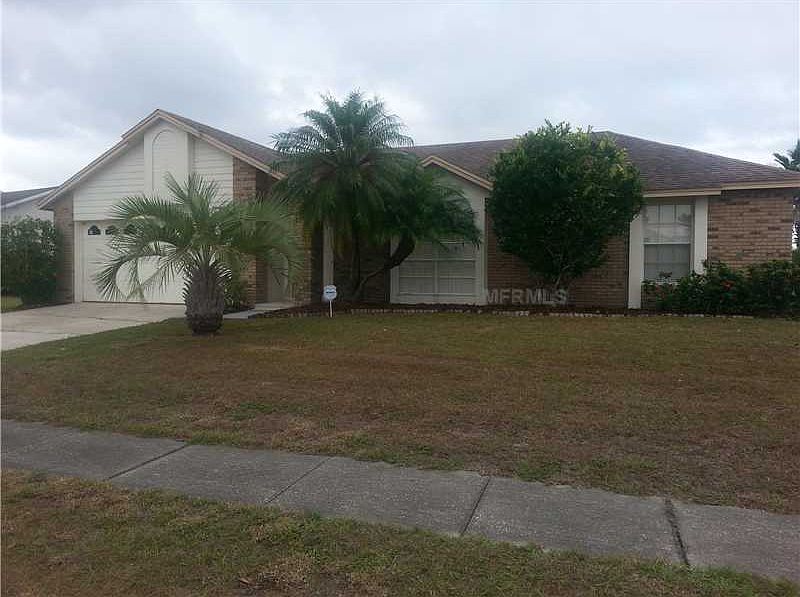 1st image of 2409 Lancashire Ln