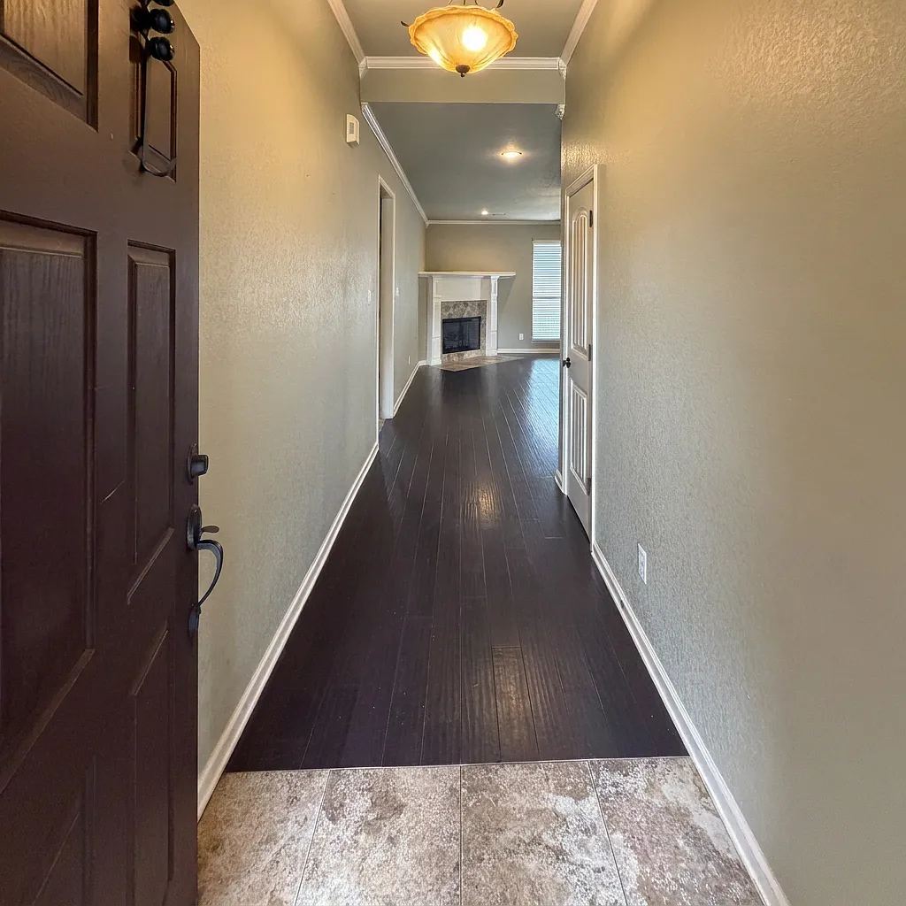 3 bed, 1889 sqft, $2,000 — Photo 4