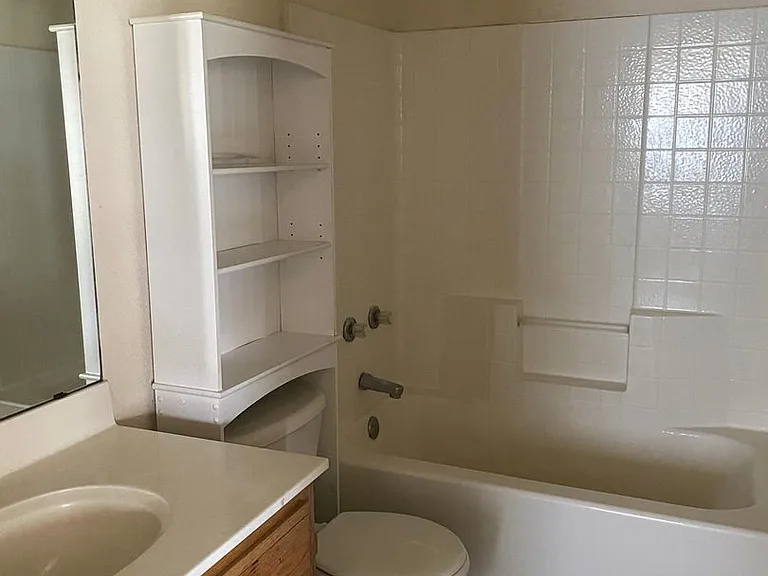 2451 Patriot Commons Rd — Photo 13