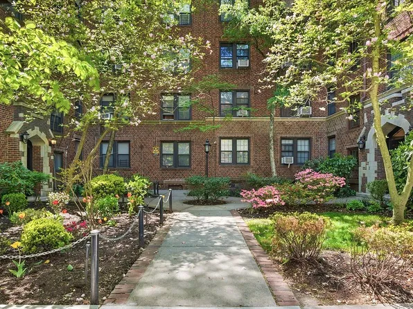 68-44 Burns St #B2, Queens, NY 11375