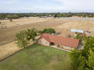 24790 N Pearl Rd, Acampo, CA 95220