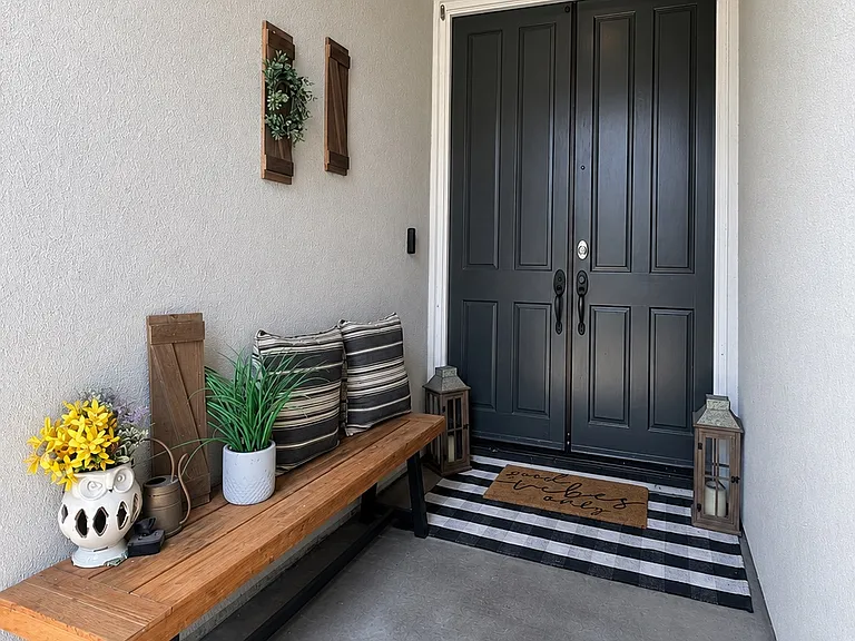 1461 W Harrison Ave — Photo 4
