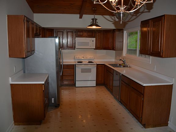2nd image of 95 Shelley Dr #94-A