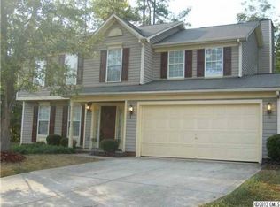 7500 Woodknoll Dr, Charlotte, NC 28217