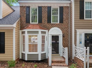 4536 Hamptonshire Dr, Raleigh, NC 27613