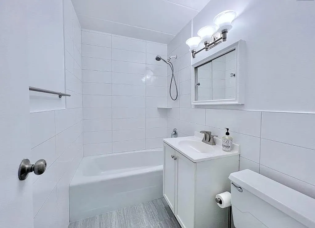 27 Northill St — Photo 3