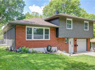 411 N Kirk Ave, Independence, MO 64050