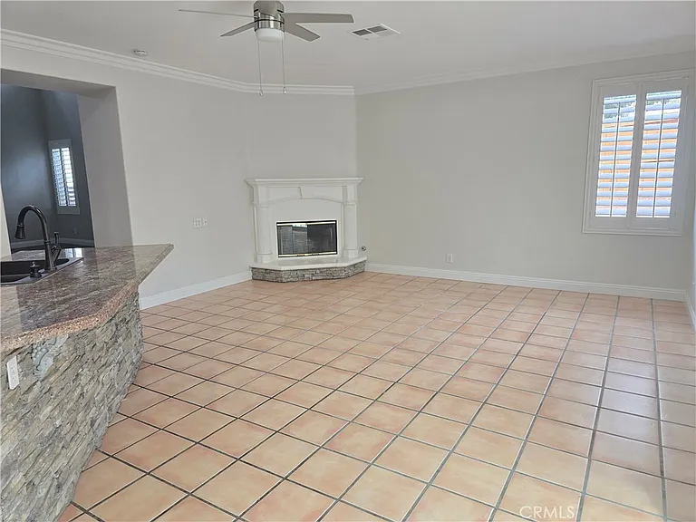 31361 Congressional Dr — Photo 26