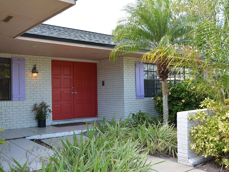 1st image of 2600 Manorwood Dr