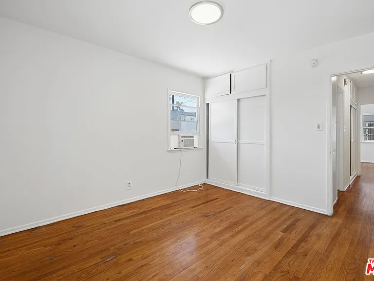 1138 S Sherbourne Dr #3 — Photo 9