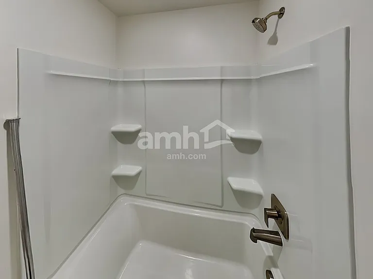 278 N Allen Ln — Photo 17