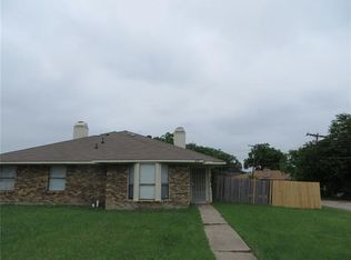 829 Potomac Dr, Lancaster, TX 75134