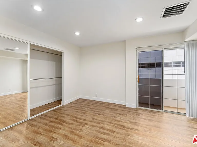 1338 Yale St #C — Photo 31