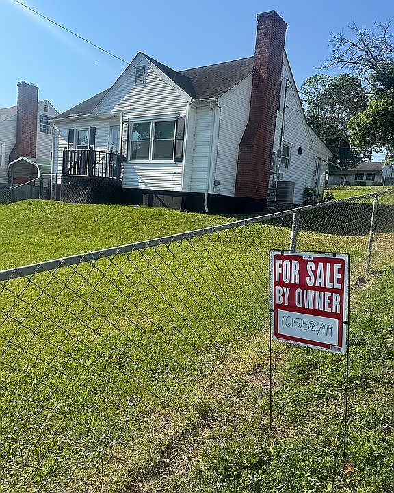 1st image of 734 Maple Ave