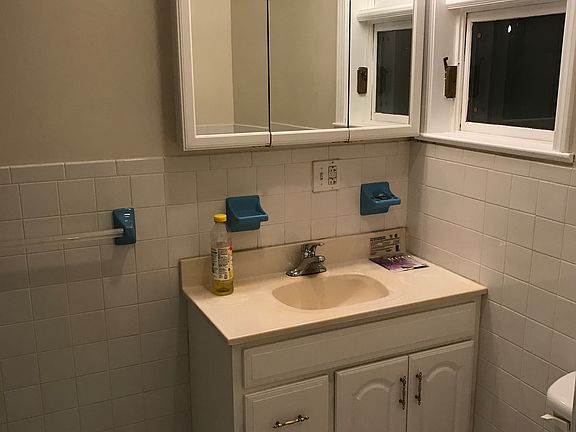 5th image of 47 Fleet St #1