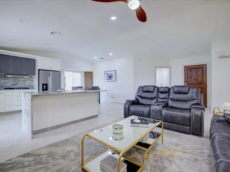 5501 N Lazybrook Pl — Photo 11