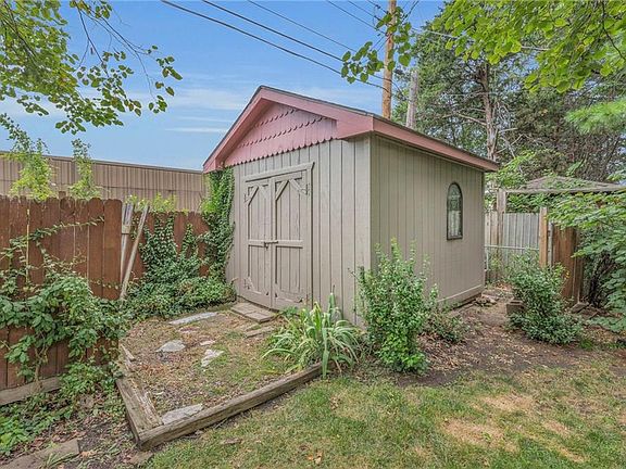 4th image of 9104 Reeder Dr