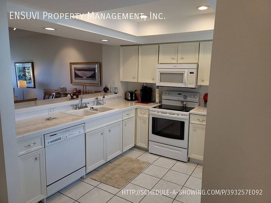 Shores Of Long Bayou Condominiums Apartment Rentals Saint Petersburg