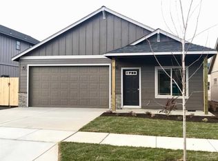 3049 NW Alder Pl, Redmond, OR 97756